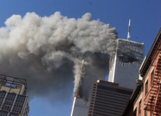 Torri Gemelle, la strage 25 anni fa. Il mondo ricorda le tremila vittime 11 settembre 2001