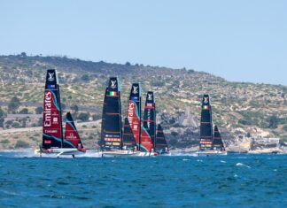 Napoli chiude tutti i cantieri per l’America’s Cup