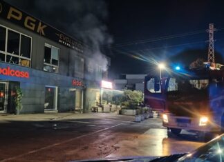 Maddaloni, incendio nell’edificio del negozio FebalCasa