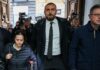Piccolo Domenico, confronto in chat tra i medici sui verbali Patrizia, madre del piccolo Domenico, si reca dal notaio per costituire la fondazione Domenico Caliendo insieme ai suoi avvocati in Via dei Mille, Napoli (Italia), 23 febbraio 2026 (Foto di Alessandro Garofalo/LaPresse)