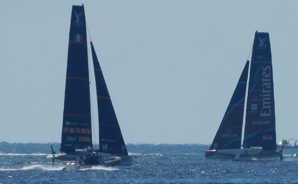 FOTO E VIDEO – America’s Cup, Luna Rossa già vola: Napoli accoglie le prime gare