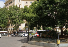 Accoltellato alla schiena a 16 anni in piazza Vanvitelli, violenza giovanile senza fine a Napoli