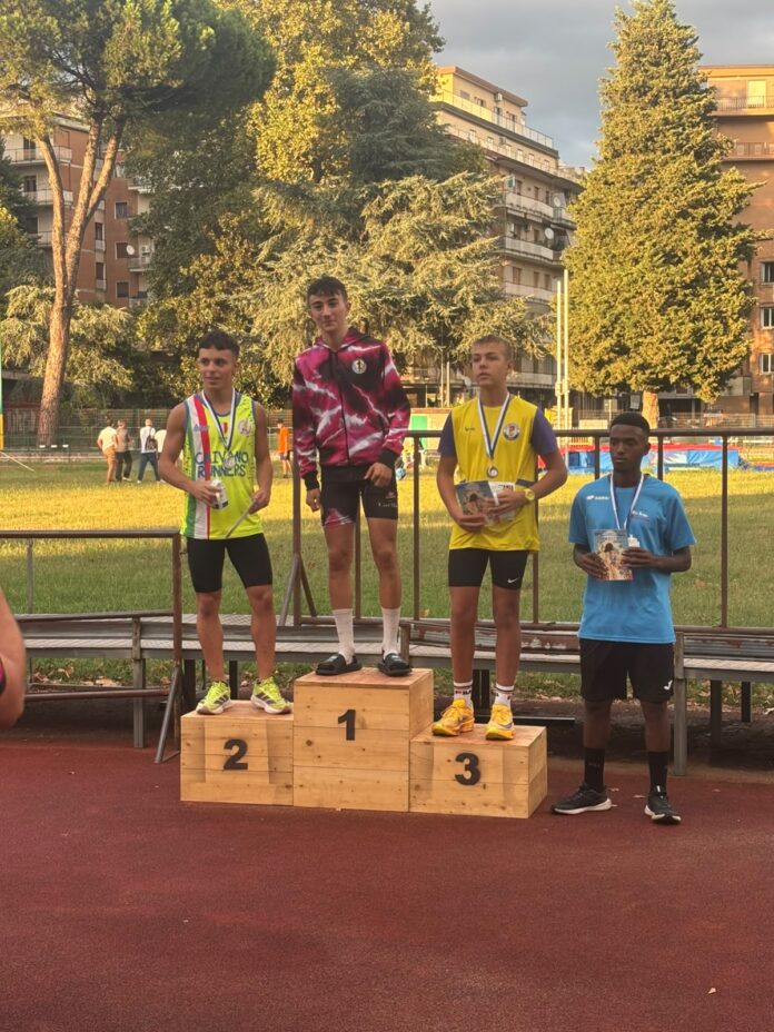 Il podio con i primi tre classificati