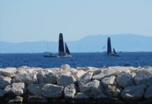 Luna Rossa vince la seconda regata e vola in testa: a Napoli sorprende Team Usa