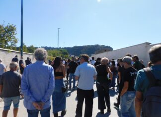 Bagnoli, corteo contro i lavori per l’America’s Cup: in piazza anche gli sfollati di Pozzuoli