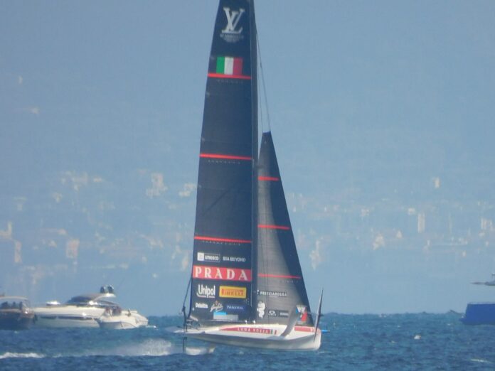 Luna Rossa