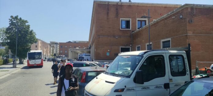 Fermata dei bus a Caserta