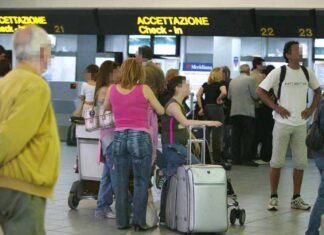 Smog e pericoli, Capodichino da spostare. L’aeroporto di Grazzanise è più sicuro Capodichino
