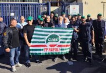 Ritardi negli stipendi, seppellitori in sciopero per tre giorni. Disagi al cimitero di Napoli Lavoratori al cimitero