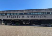 TUTTI I NOMI – Assegni falsificati e truffe bancarie sull’asse Napoli-Foggia: 44 indagati