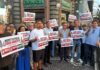 I commercianti: “Basta scippi e rapine”. Scatta il flash mob al Corso Umberto Protesta a Corso Umberto