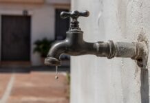 Guasto alla rete idrica nel Vesuviano, niente acqua in 12 comuni