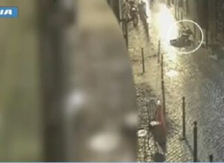 Due giovani accoltellati in poche ore in via Duomo e a Ponticelli Via Duomo a Napoli