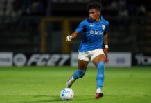 Rapina nella villa di Alisson Santos a Giugliano: rubati Rolex e collier al calciatore del Napoli Napoli De Almeida Santos Alisson during the friendly match Napoli and Celta Vigo at the Teofilo Patini Stadium in Castel Di Sangro, Central Southern Italy - Saturday, August 08 , 2026. Sport - Soccer . (Photo by Alessandro Garofalo/LaPresse)