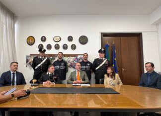 Villa Literno, 14 ore nei campi per 3 euro l’ora: quattro misure cautelari e 6 indagati a piede libero per presunto caporalato