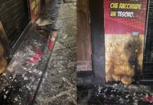 Incendiata nella notte la saracinesca di un pub di Nola Incendiata la saracinesca di Uosm e Vasm