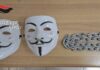 Napoli, occupazione della scuola fermata sul nascere dai carabinieri: alcuni studenti con passamontagna e maschere di V per Vendetta