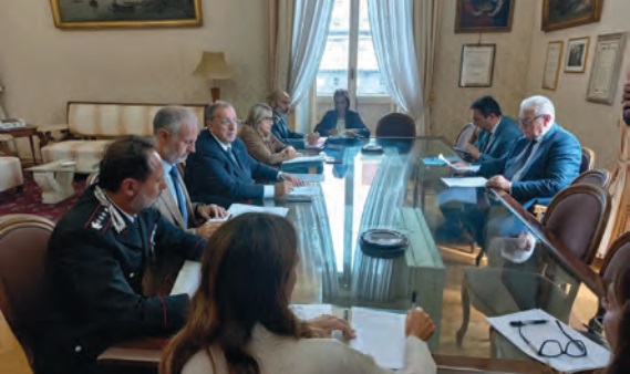 Telecamere contro le baby gang: il prefetto di Napoli blinda piazza Dante e Vome