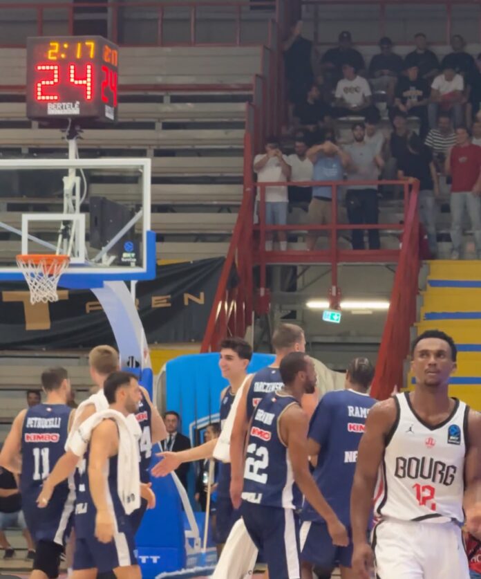 Napoli Basketball - Bourg-en-Bresse Napoli Basketball - Bourg-en-Bresse