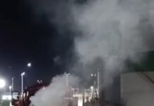 FOTO – Caivano, nuovi miasmi dalla fabbrica di vernici a Pascarola: stop alle aziende della zona Asi, chiusi cimitero e parchi