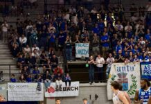 Napoli Basket, la legge del collettivo: Repesa piega Cantù con un parziale devastante Marco Spissu, Napoli Basketball - Mario Triggiani
