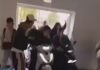 Napoli, motorini nella palestra occupata del liceo Rossini: il video tra clacson e applausi Scooter al Rossini