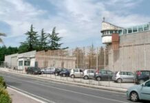 Bimbo schiacciato dal cancello del carcere: era in visita a un detenuto di Afragola con i familiari Carcere di Ariano Irpino