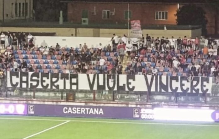 caserta settore distinti stadio Pinto Caserta