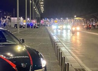 Notte violenta, due giovani feriti. Il sospetto: coinvolti in una rissa in piazza Principe Umberto Piazza Principe Umberto