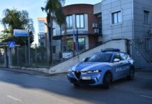 In giro con un coltello a Grumo Nevano, 18enne inseguito e arrestato Polizia di Frattamaggiore