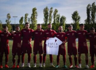 Tifoso del Portici in fin di vita: segnali di speranza. Anche i calciatori della Puteolana in campo per lui La Puteolana per Mario Spedaliere