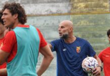 Casertana – il nuovo corso è iniziato. Anzi, è iniziato prima del previsto. Roberto Stellone al Pinto-immagine pagina FB Casertana FC