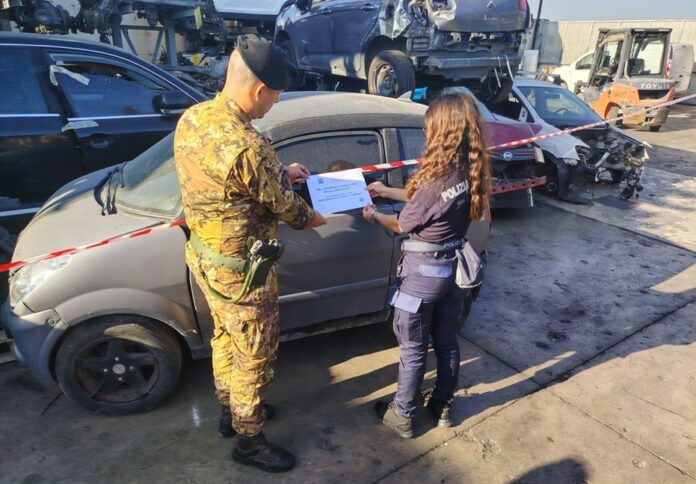 Terra dei Fuochi sequestro allo scasso di auto