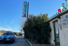 Agguato a Mondragone, uomo ferito da un colpo di pistola: è grave